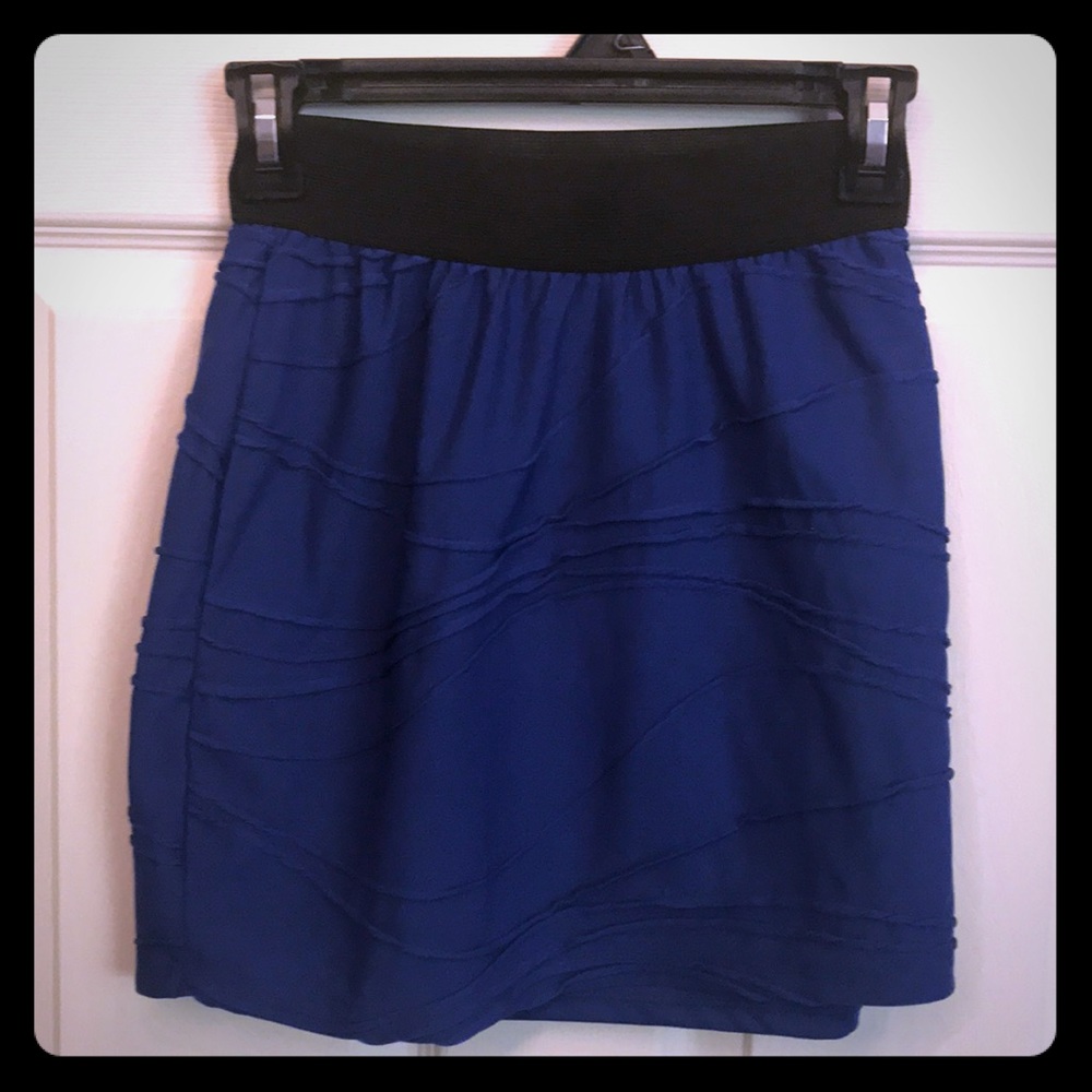 🌸 Blue pencil skirt 2/20$